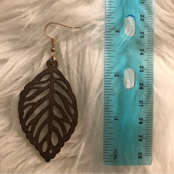 Leaf drop earrings - Picture 4 of 4